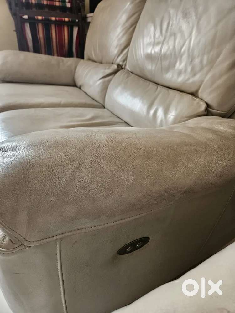 2 Fully automatic motorized double recliners leather finish