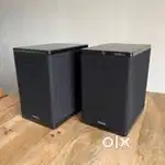 Definitive Technology 450 bookshelf speakers