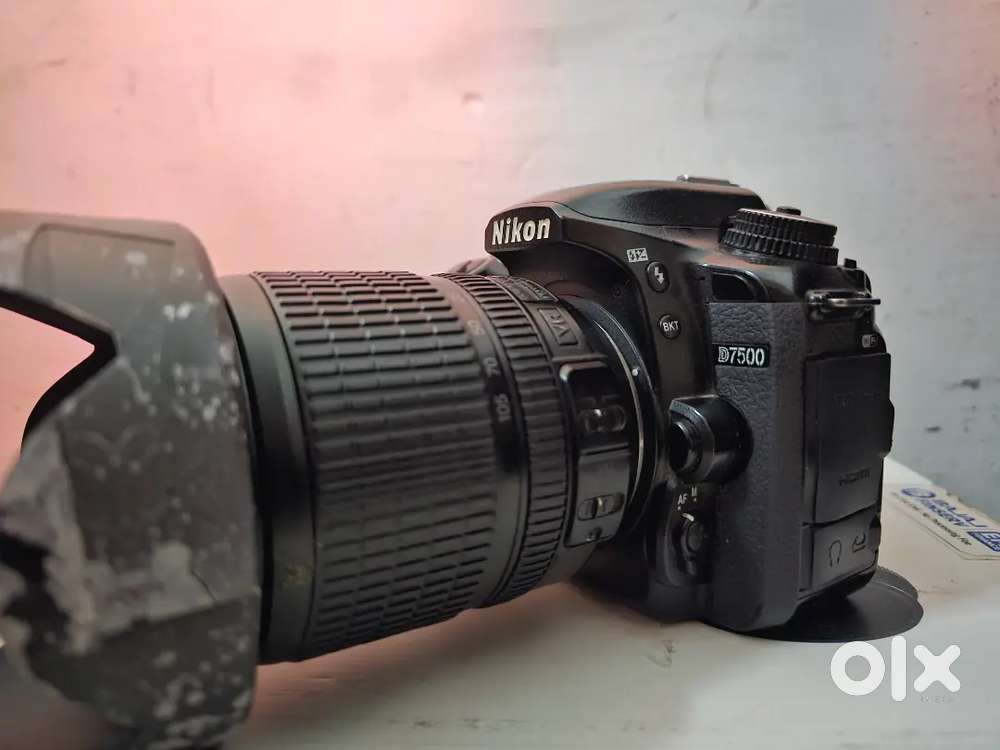 Nikon D7500