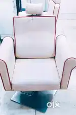 SALON CHAIR (MARC)