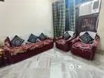 5 Seater SOFA SET in Good Condition