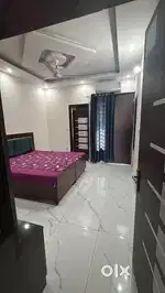 Only female 01 ROOM AVAILABLE IN 3bhk for female