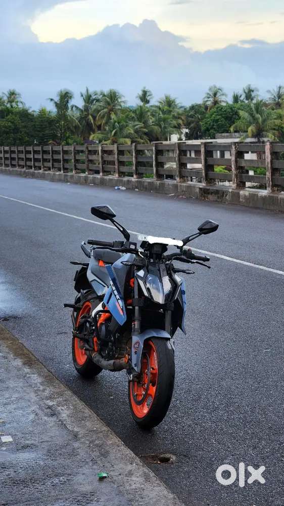 Duke 390 gen 3 single owner