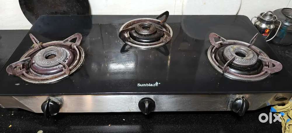 GAS STOVE3BURNER