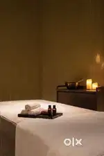 Spa therapist