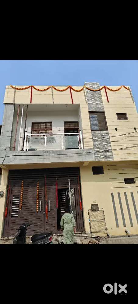 In Mahrndrapuri colony, near suti mil, near and clean - 4500