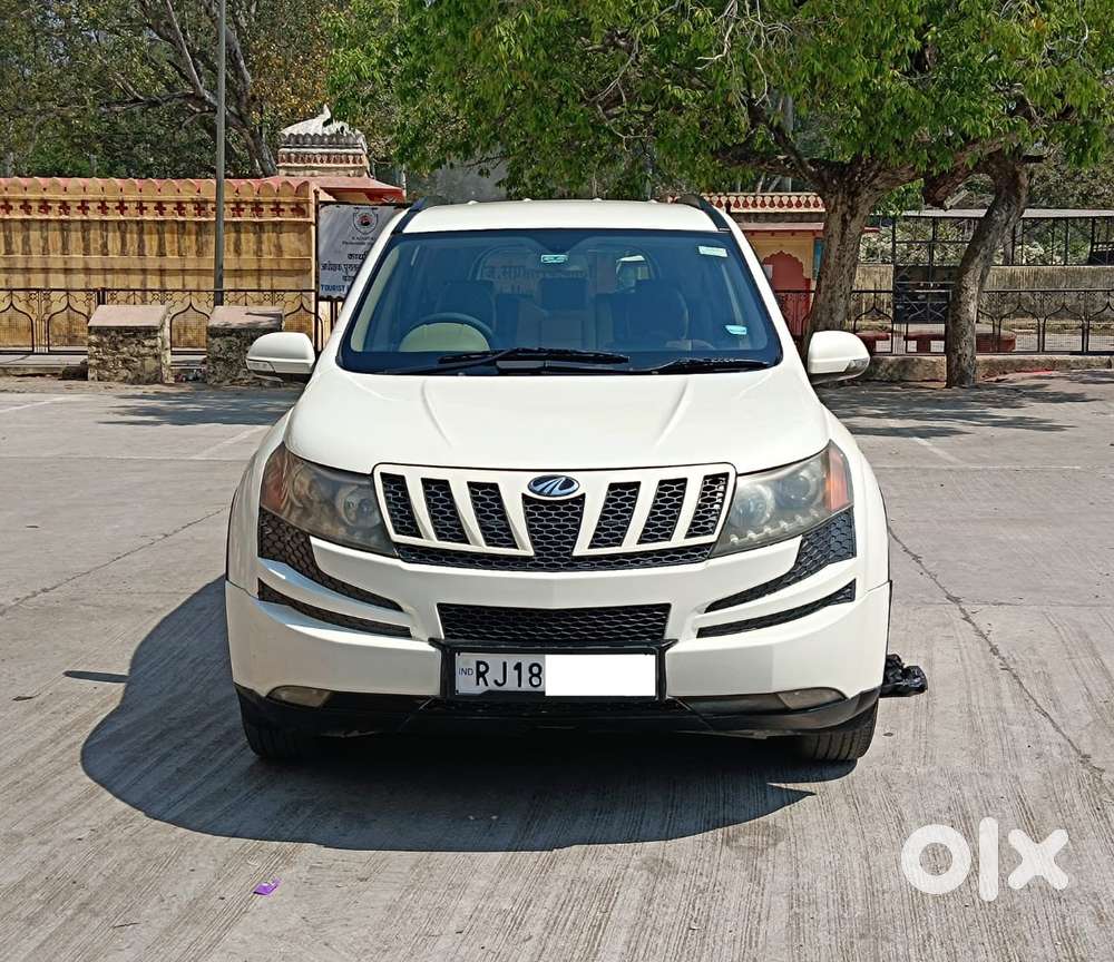 Mahindra XUV500 W8 Dual Tone, 2013, Diesel