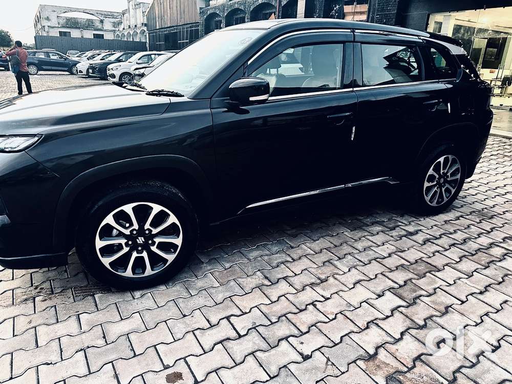 Maruti Suzuki Grand Vitara 2024 Petrol Well Maintained