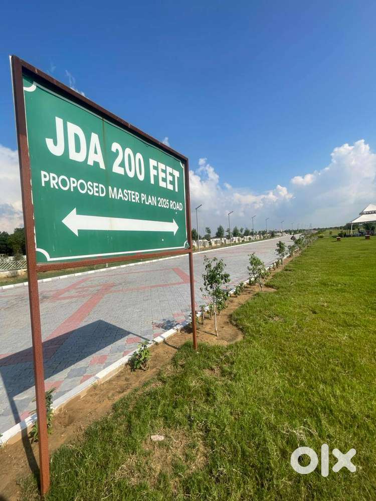 100 GAJ KA 160 FEET ROAD SE SIDHI CONNECTIVITY  GATED TOWNSHIP ME PLOT
