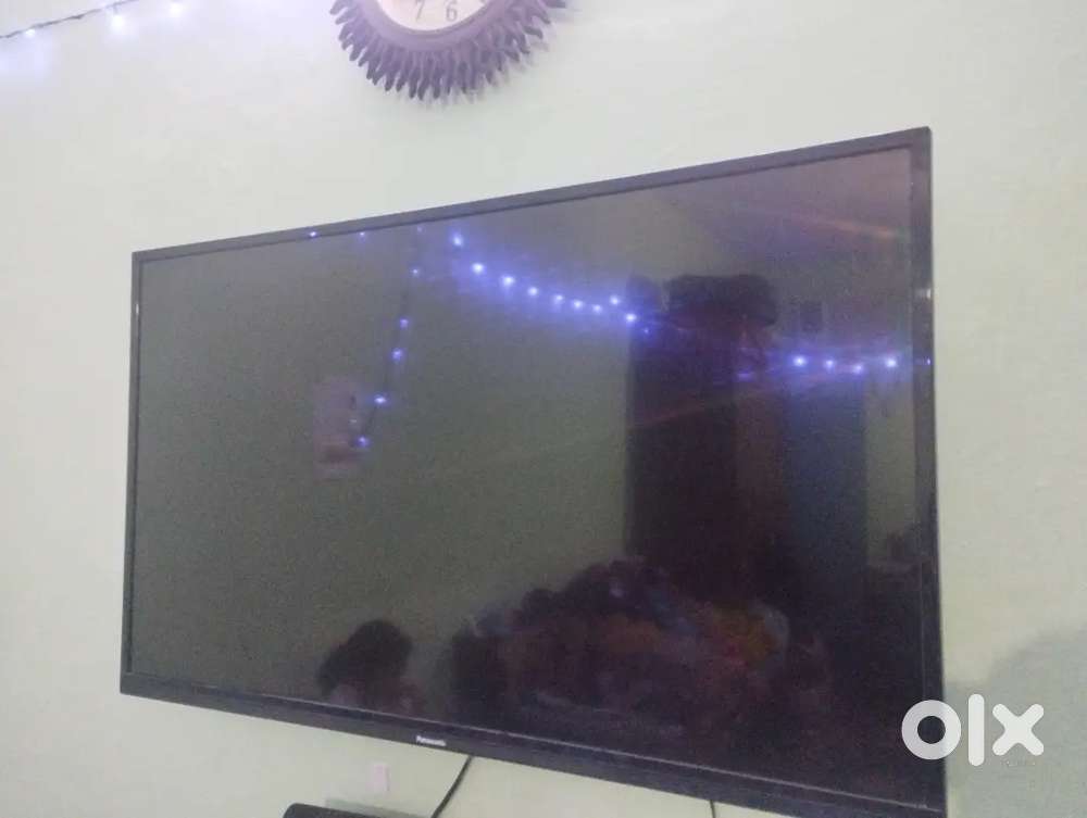 Panasonic TV non-smart