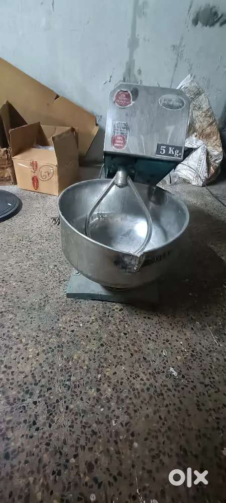 Dough maker