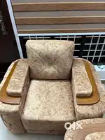 Sofa 3 +1+1 . Premium fabric ,multy layer cushion. One week old
