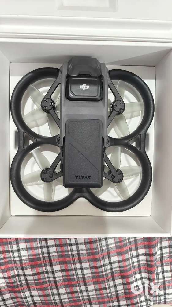 Dji Avata Explorer Combo Merchandise New
