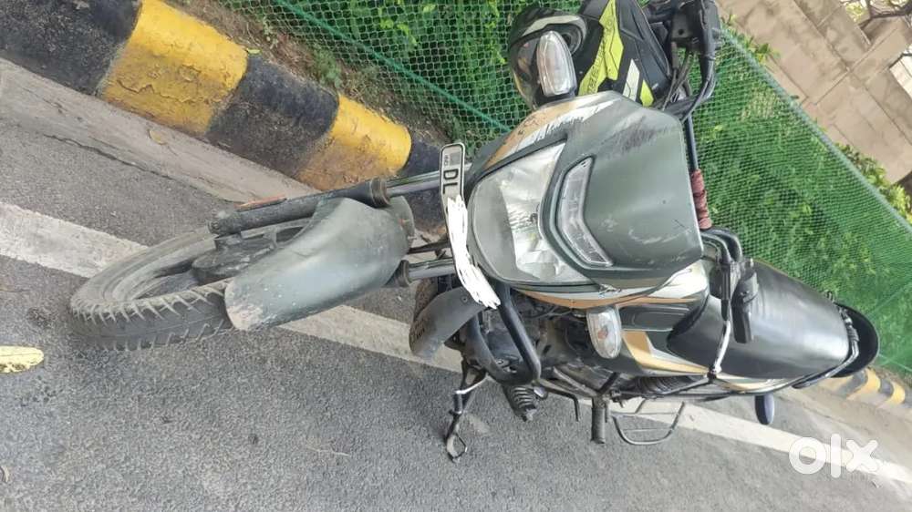 Bajaj CT 110