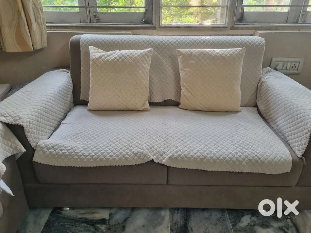 New sofa set with cushion and cover in best condition