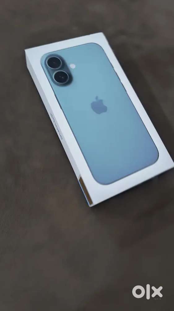 Brand New seal Pack iphone 16 (128 GB)