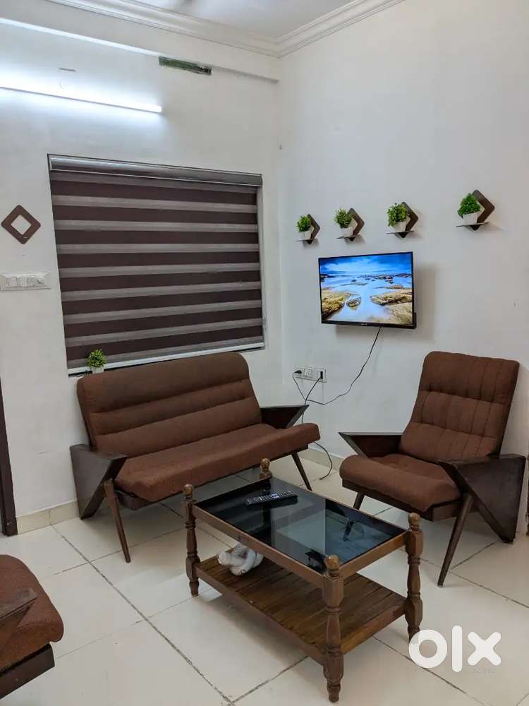 2 BHK FURNISHED BUDGET  APARTMENT ONLY ONE FOR RENT/ RESALE