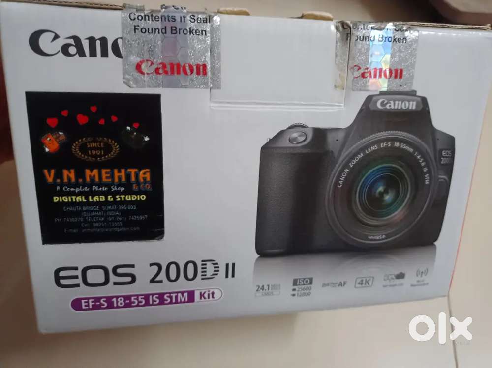 Canon EOS 200D Mark II DSLR with 18-55mm + 55-300mm Lens