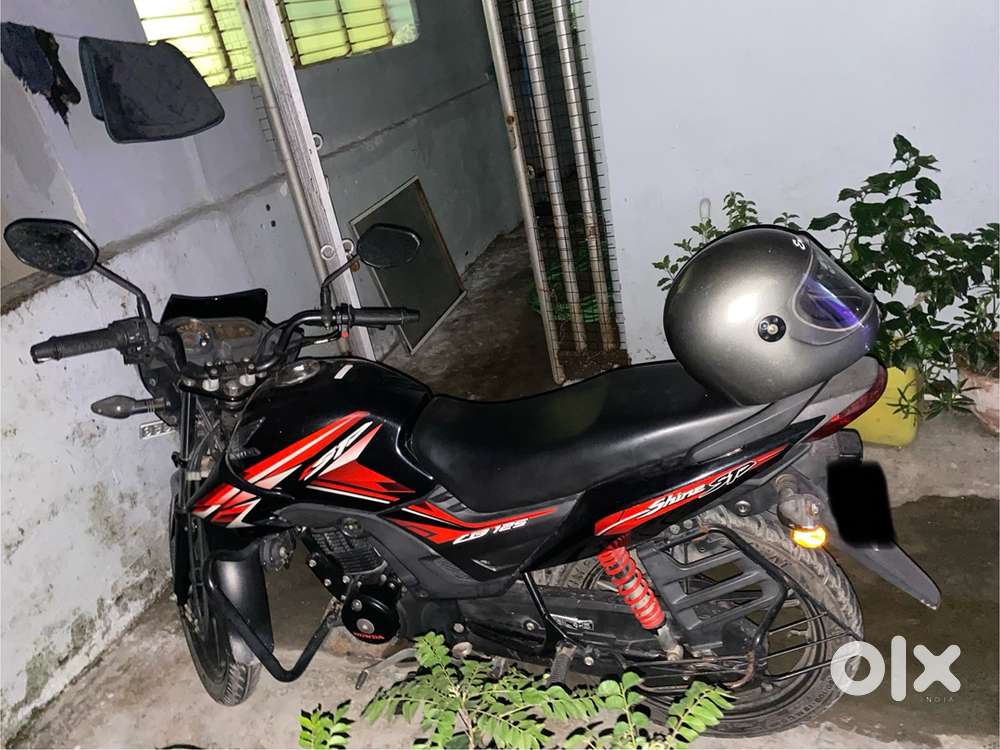New condition 1st owner honda shine 12800km driven