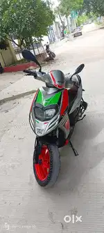 Aprilia SR 150