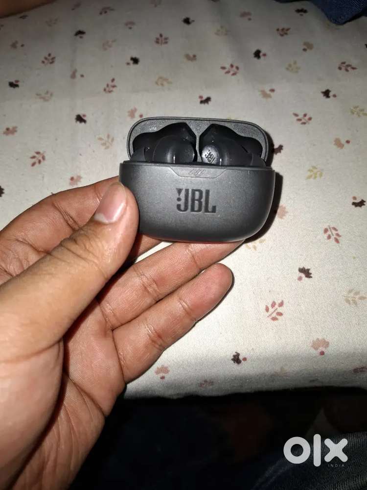 Jbl earbuds