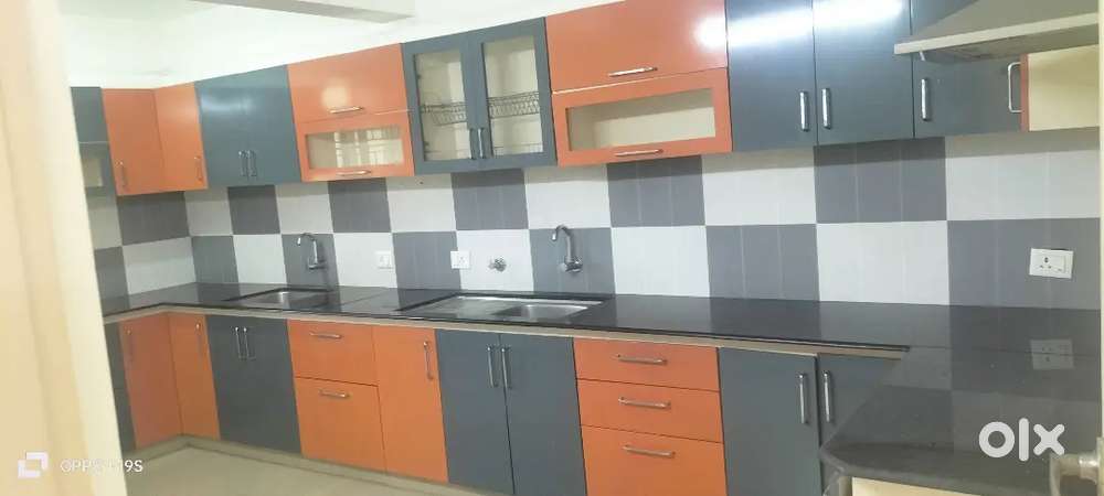 3bhk  semi furnishd flat for sale nalanchira  trivandrum