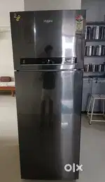 Spacious Whirlpool. Refrigerator-Ready to go.