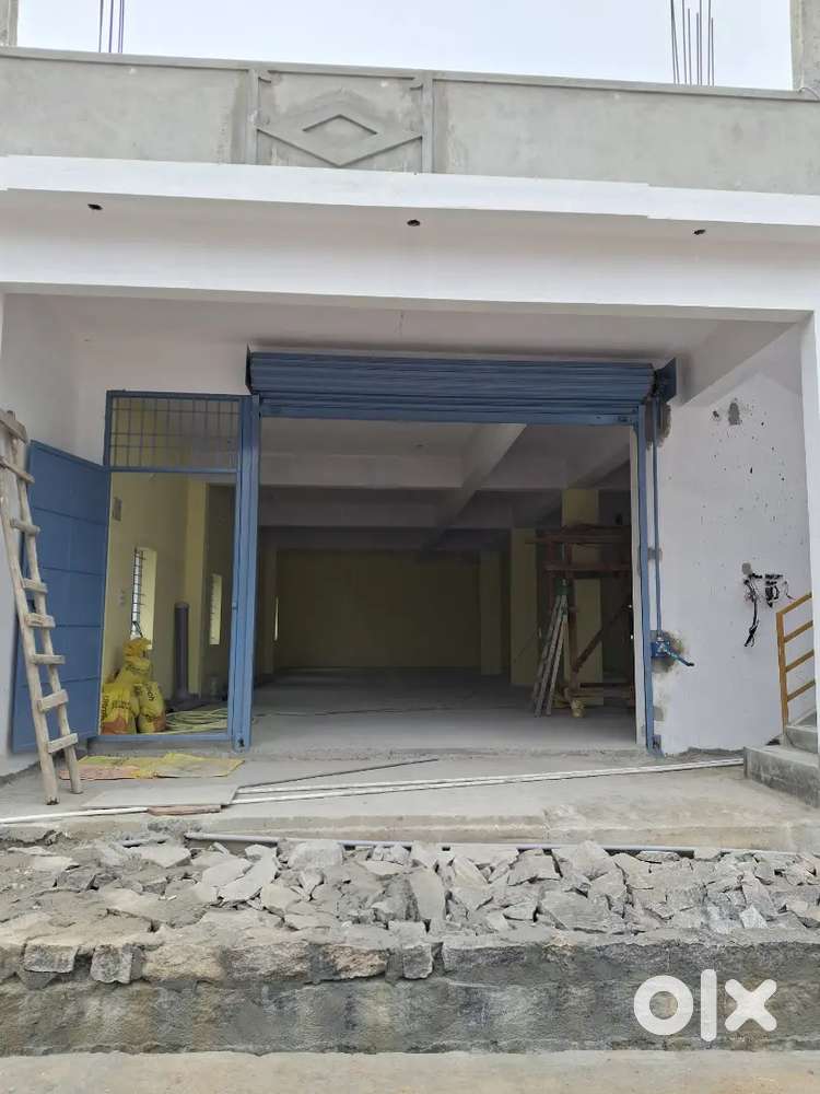 Commercial space suitable for Godown, warehouse, Super market etc..