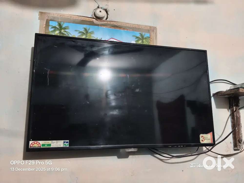 Intex tv lambai 42