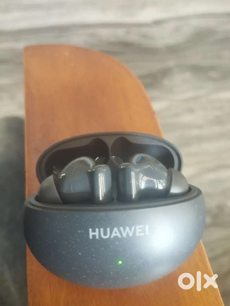 Selling my Huawei FreeBuds 5i
low price