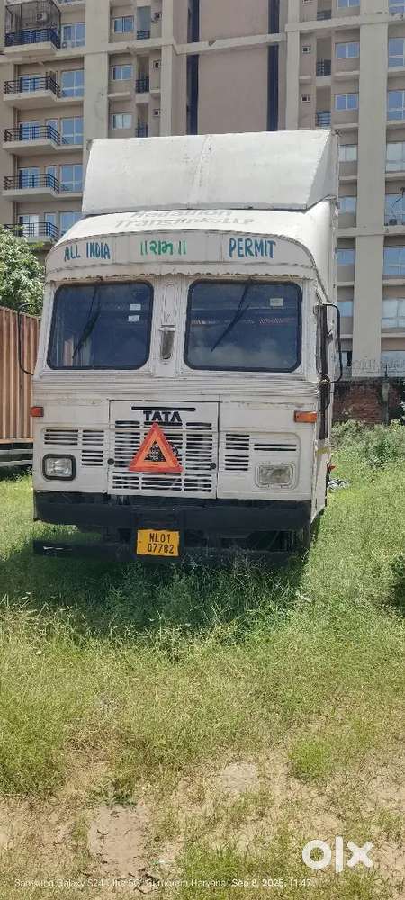 Tata Container 32 foot