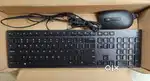 Dell wired keyboard and mouse. Dono sath ke h
