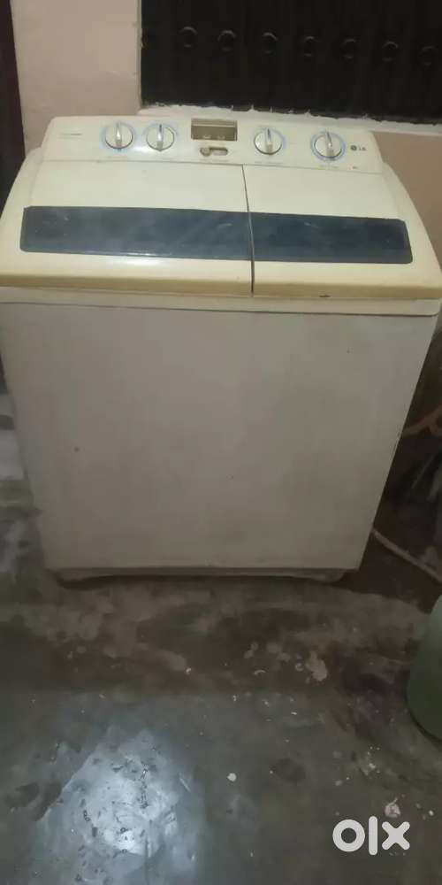 LG Washing Machine in Good Condition