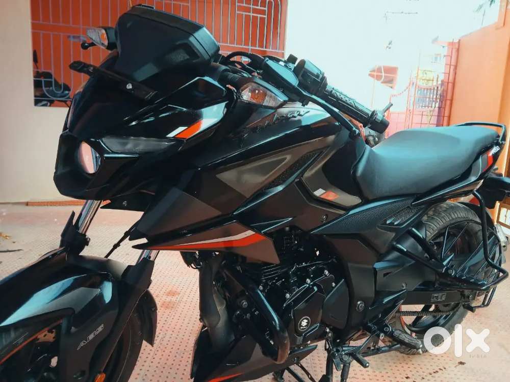Urgent Sale 1years Old Bajaj  Pulsar N150 Dubal  Disk