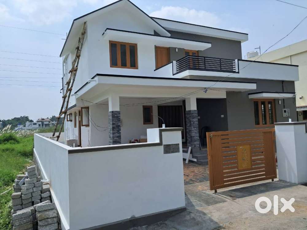 4 BHK 2000 Sqft Brand new house for sale Near chandranagar 6cent land