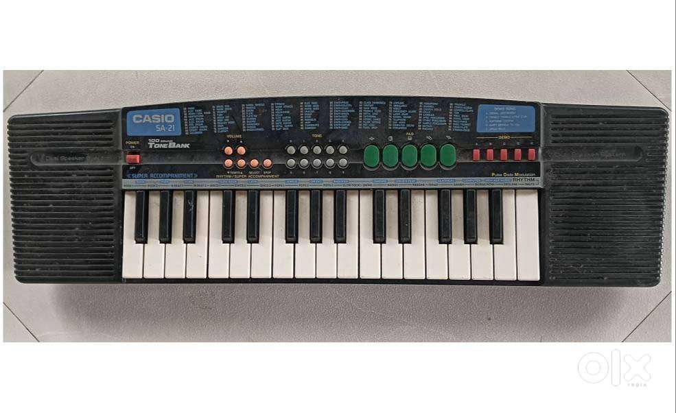 Casio Piano Keyboard (Japan), Like New