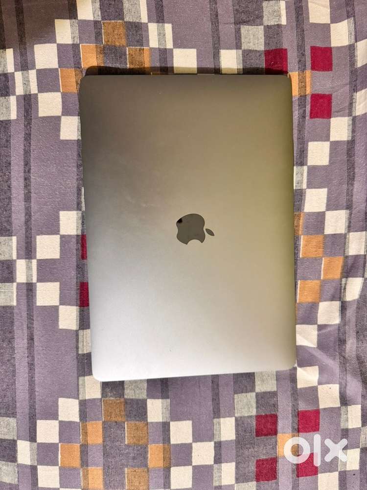 Macbook Air retina 13inch 2018