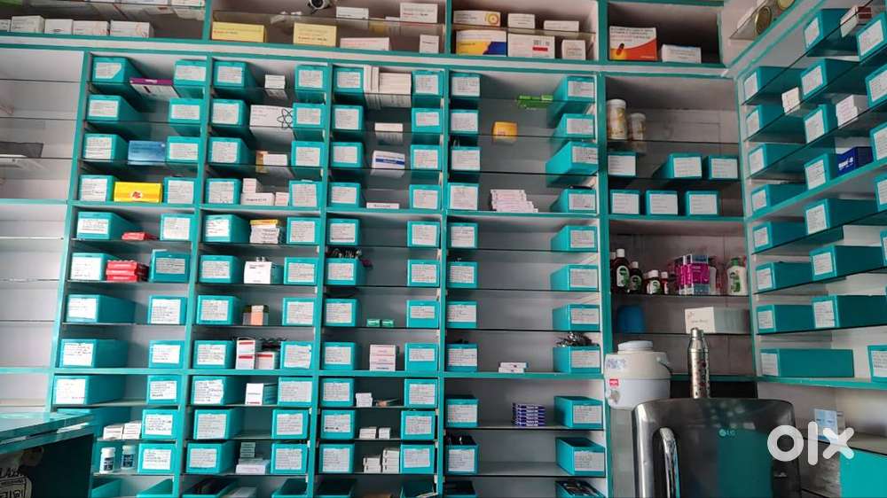 Staff required for retail medicine store