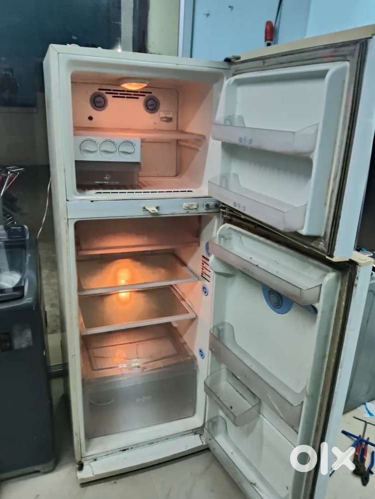 Lg double door fridge