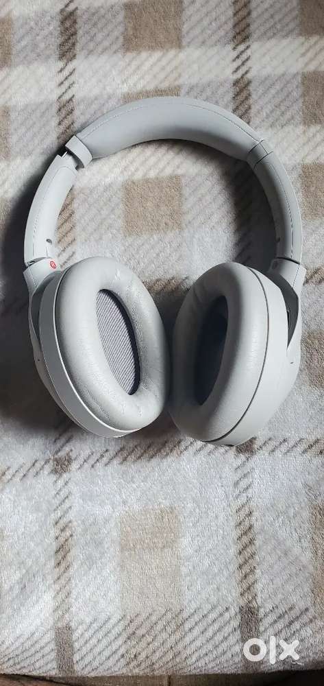 Sony WH-1000XM4 Premium Noise Cancelling Headphone ExcellentCondition