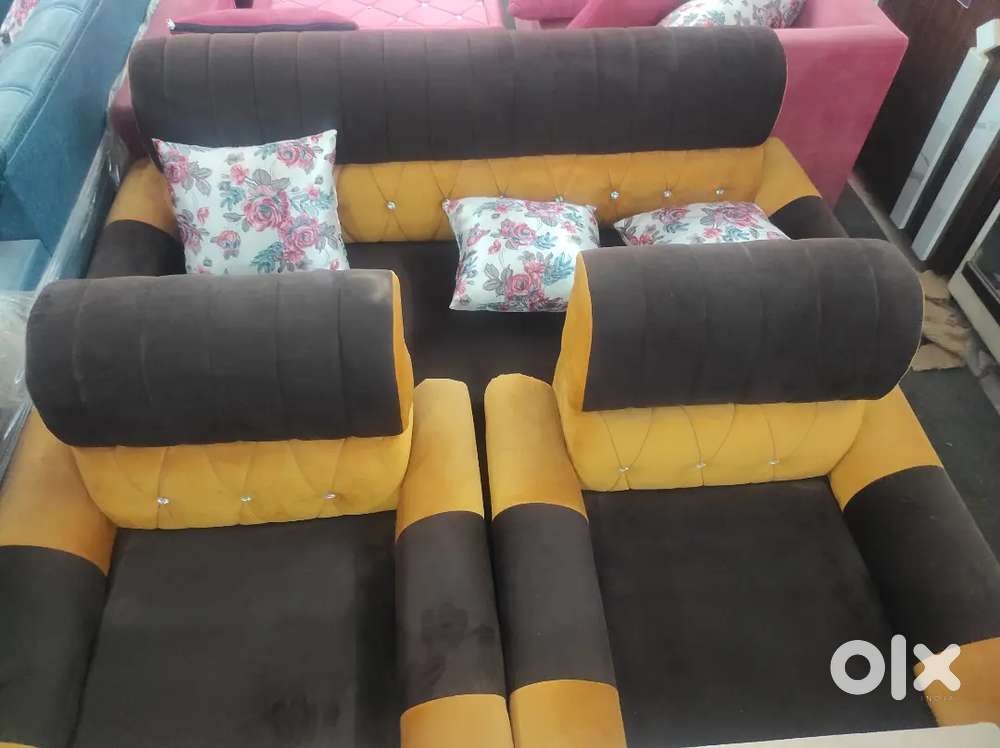 9900/-New Design Sofa set. 3+2,seat Factory Rate par Finance available