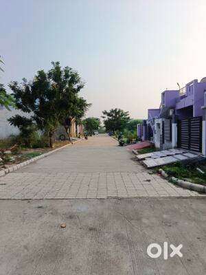 East facing company plot. 4 din k ander bechna h