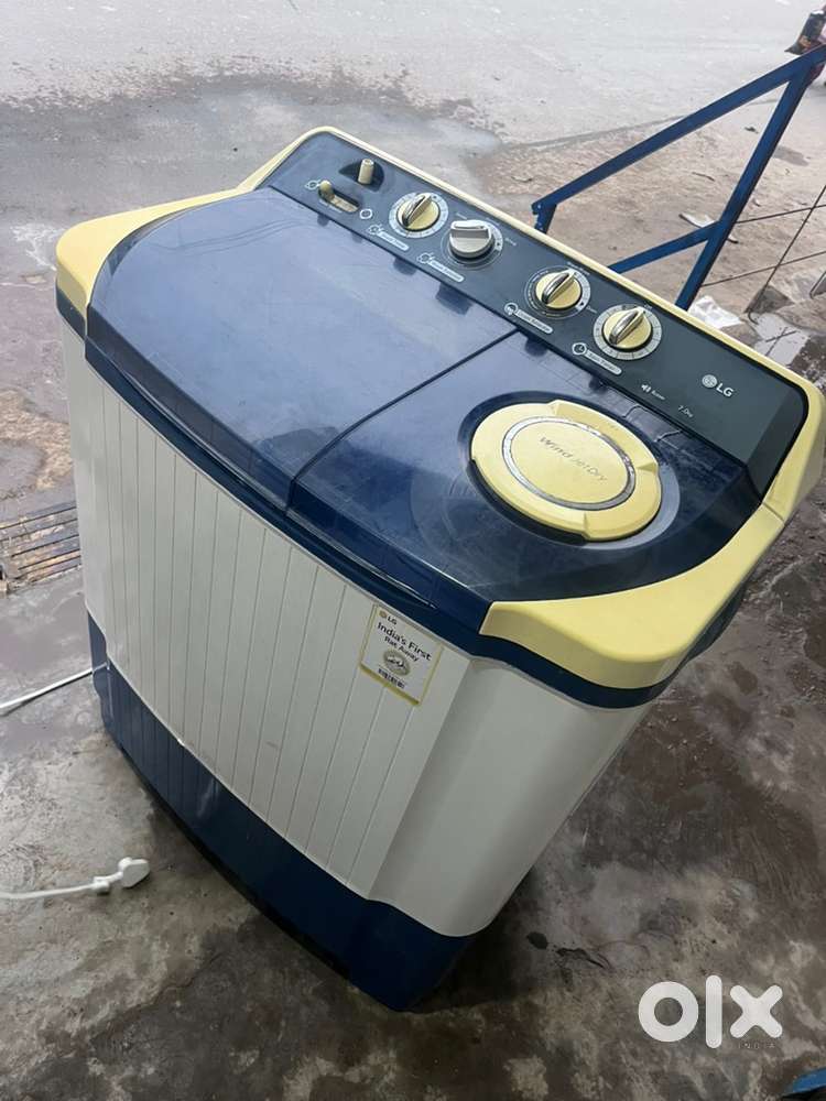 Lg 7.0 kg semi auto matic washing mechine sale