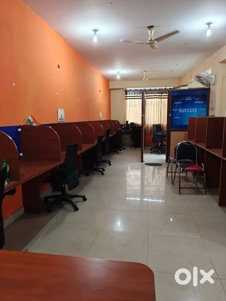 Full furnished office room