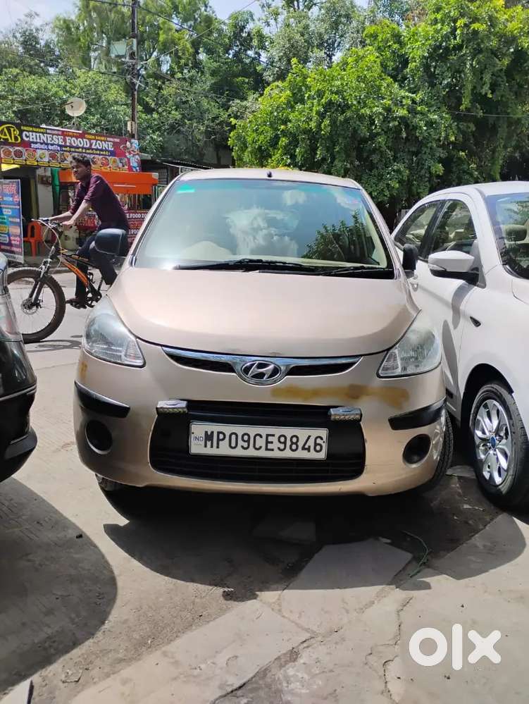 Hyundai i10 2009 in well maintained
