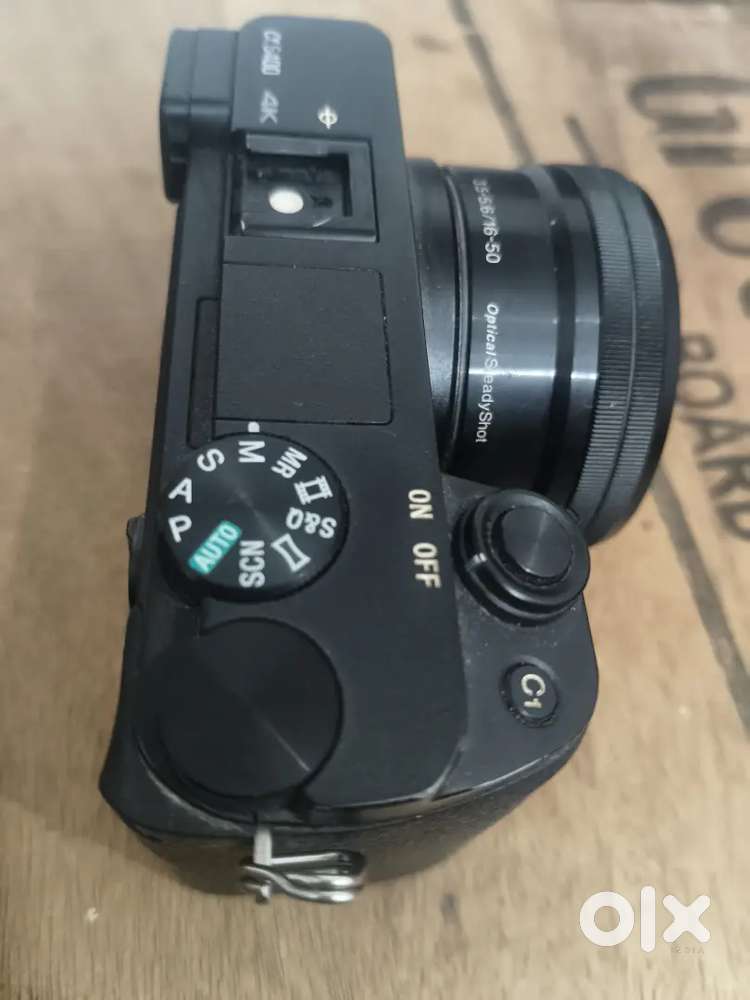 Sony Alpha 6400 camra