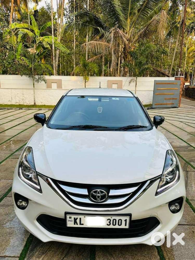 Toyota Glanza V CVT, 2021, Petrol