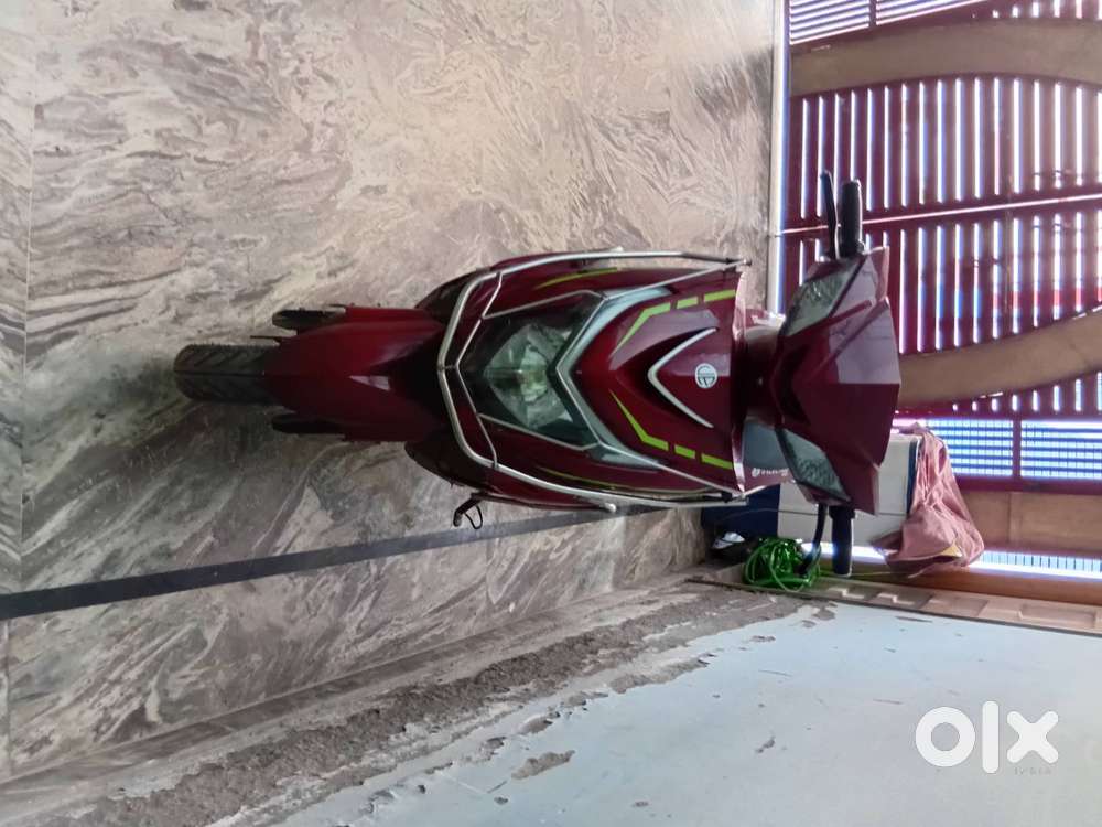 Ev scooty urgent sale ₹25000