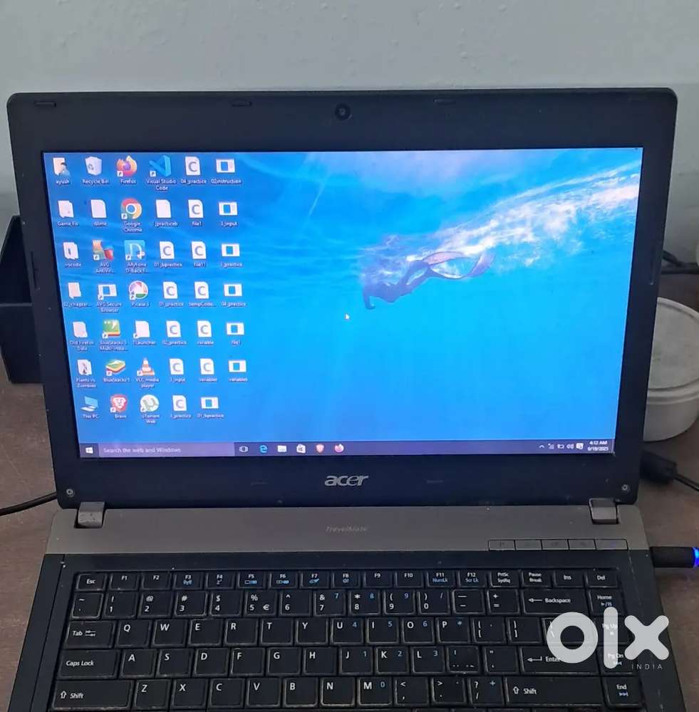 ACERl laptop i5 8gb ram 1tb Hard disk 14 excellent condition win11