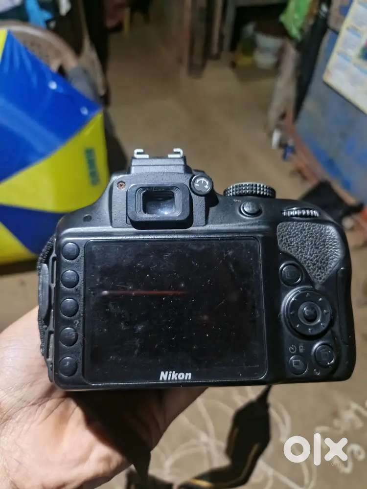 Nikon D3300 (Lens 70/300 )